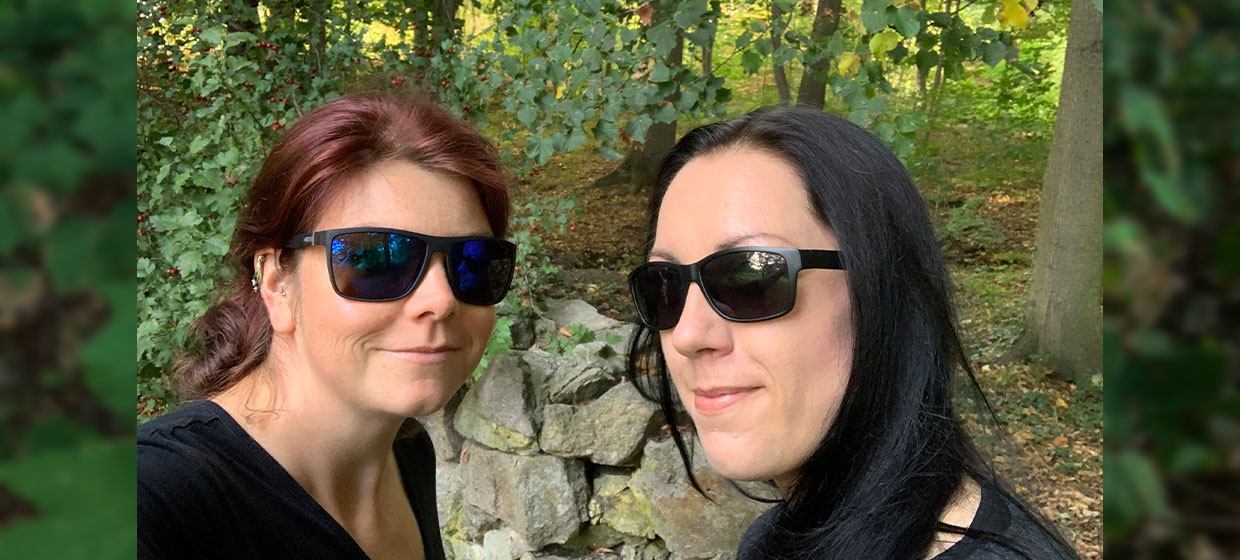 Heidi und Mandy Sunglasses (c) woods of voices